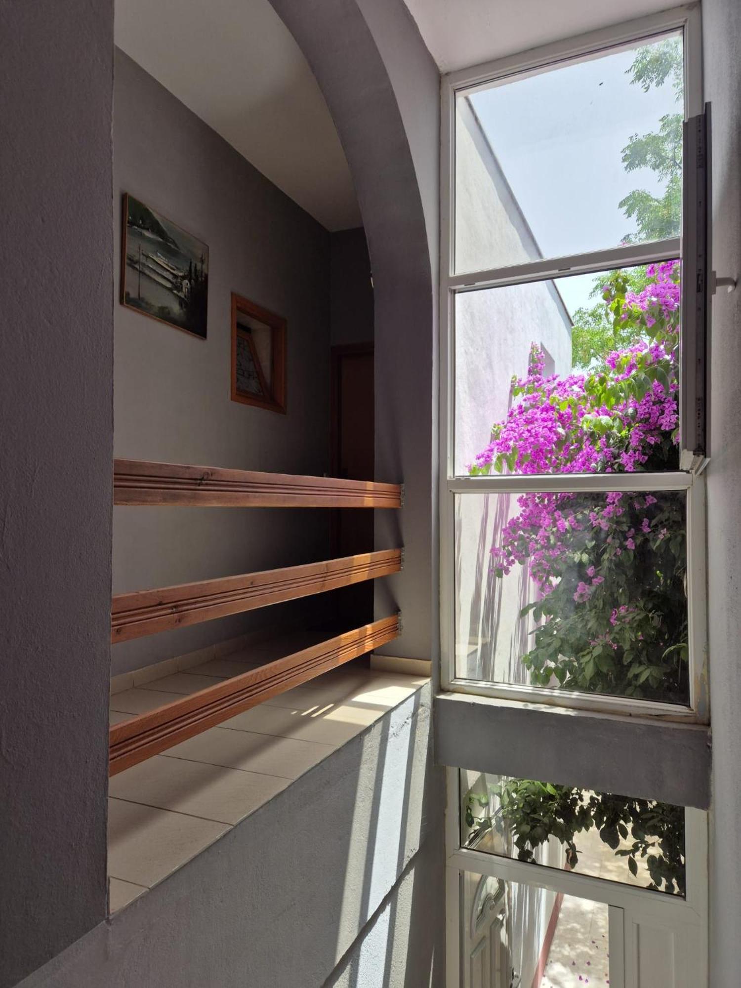 טוראני Apartments And Pansion M&R מראה חיצוני תמונה